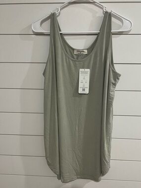 Zenana Outfitters Light Sage Scoop Neck Tank Top